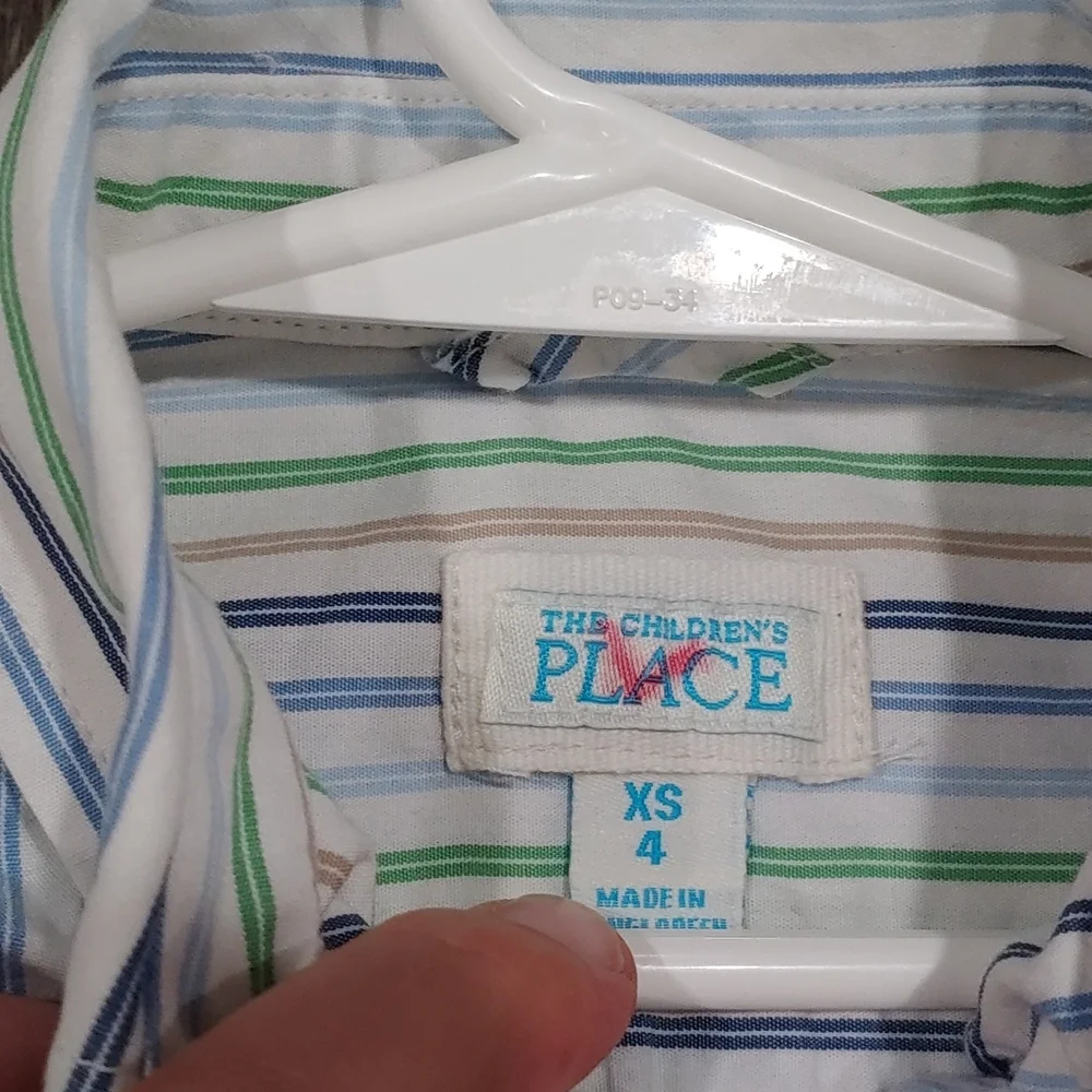 Children's Place Size 4 Bottom Down Dress Shirt